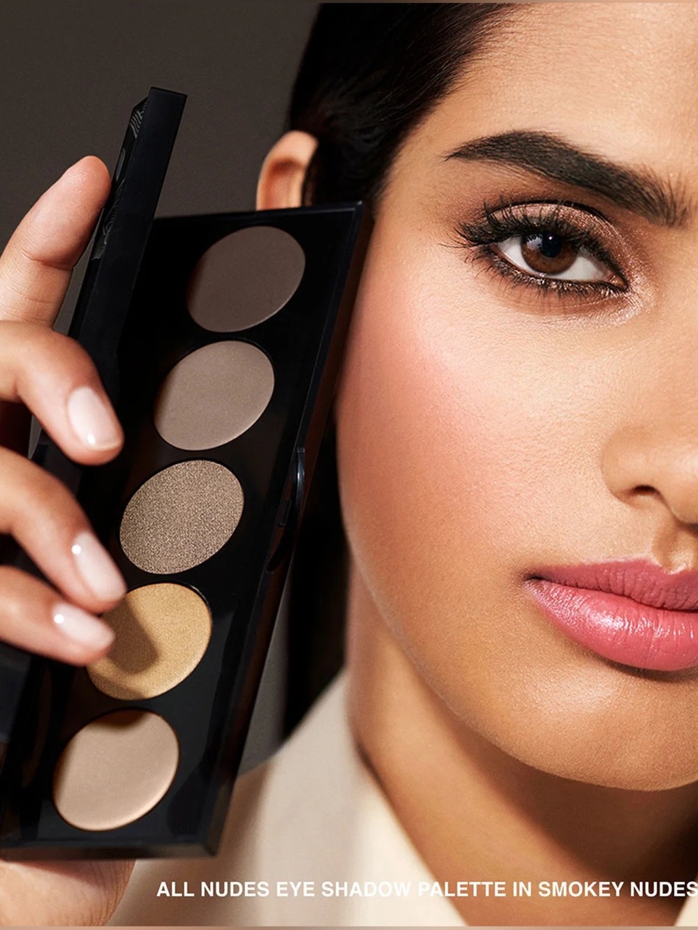 BOBBI BROWN SMOKEY NUDES EYESHADOW PALETTE